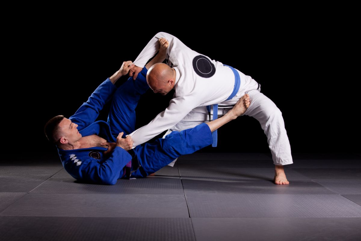 Essential Jiu Jitsu Moves and Concepts White Belts Should Know